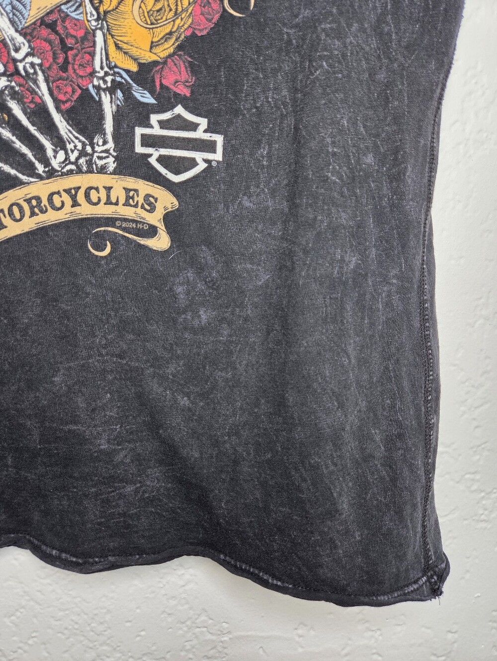 Harley-Davidson Black V-Neck Floral Graphic Tee Size XL Cotton Biker Tshirt - Picture 5 of 11